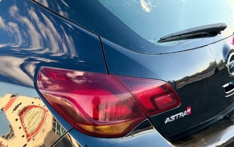 Opel Astra J, 2010 год, 550 000 рублей, 11 фотография