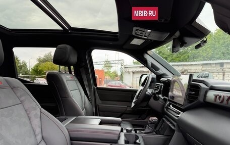 Toyota Tundra, 2024 год, 14 500 000 рублей, 23 фотография