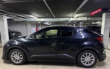 Toyota C-HR I рестайлинг, 2020 год, 2 700 000 рублей, 4 фотография