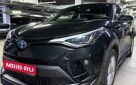 Toyota C-HR I рестайлинг, 2020 год, 2 700 000 рублей, 12 фотография