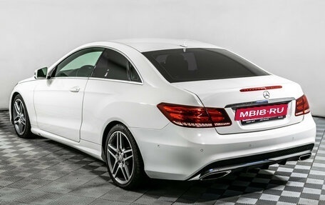 Mercedes-Benz E-Класс, 2013 год, 1 995 000 рублей, 8 фотография