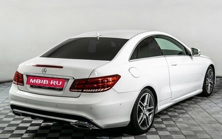 Mercedes-Benz E-Класс, 2013 год, 1 995 000 рублей, 6 фотография