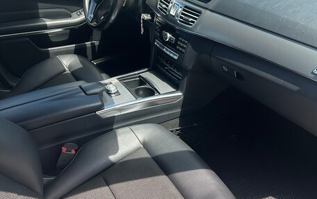 Mercedes-Benz E-Класс, 2013 год, 2 200 000 рублей, 10 фотография
