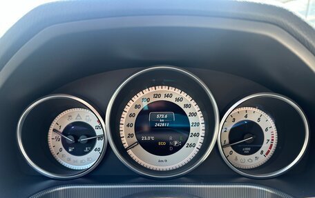 Mercedes-Benz E-Класс, 2013 год, 2 200 000 рублей, 14 фотография