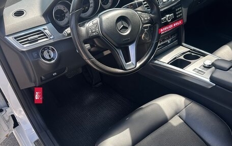 Mercedes-Benz E-Класс, 2013 год, 2 200 000 рублей, 8 фотография