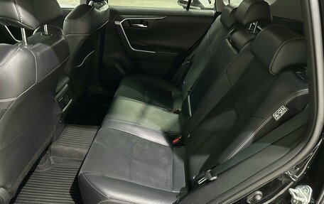Toyota RAV4, 2021 год, 3 500 000 рублей, 24 фотография