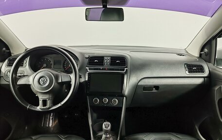 Volkswagen Polo VI (EU Market), 2011 год, 449 000 рублей, 14 фотография
