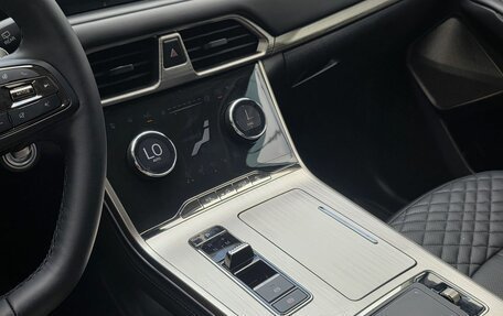 CheryExeed TXL, 2022 год, 1 970 000 рублей, 16 фотография