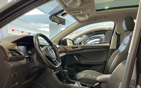 Volkswagen Tharu, 2022 год, 1 649 999 рублей, 8 фотография
