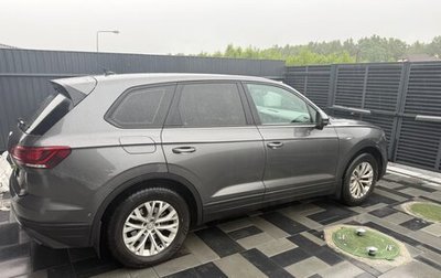 Volkswagen Touareg III, 2019 год, 3 650 000 рублей, 1 фотография