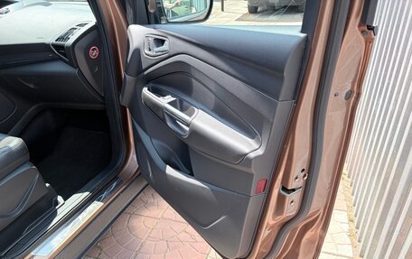 Ford Kuga III, 2013 год, 17 фотография