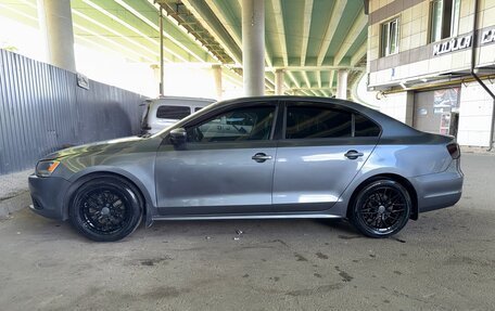 Volkswagen Jetta VI, 2011 год, 1 000 000 рублей, 4 фотография