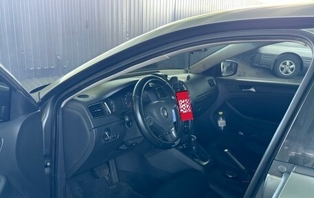 Volkswagen Jetta VI, 2011 год, 1 000 000 рублей, 19 фотография