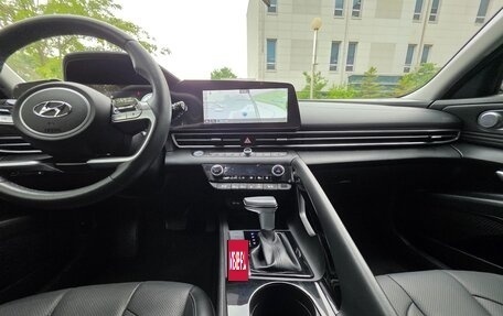 Hyundai Elantra, 2023 год, 1 849 000 рублей, 18 фотография