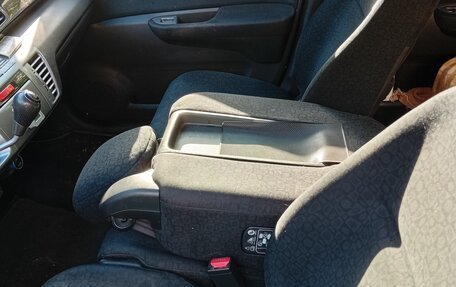 Honda FR-V, 2005 год, 560 000 рублей, 8 фотография