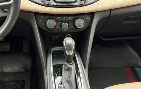Chevrolet Monza, 2023 год, 1 232 000 рублей, 16 фотография