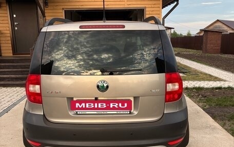 Skoda Yeti I рестайлинг, 2012 год, 800 000 рублей, 2 фотография