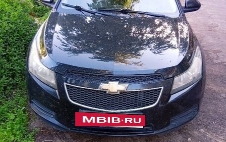 Chevrolet Cruze II, 2010 год, 555 000 рублей, 10 фотография