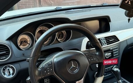 Mercedes-Benz C-Класс, 2011 год, 1 650 000 рублей, 8 фотография