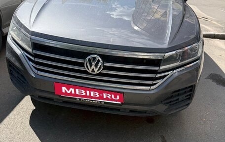 Volkswagen Touareg III, 2019 год, 3 650 000 рублей, 5 фотография