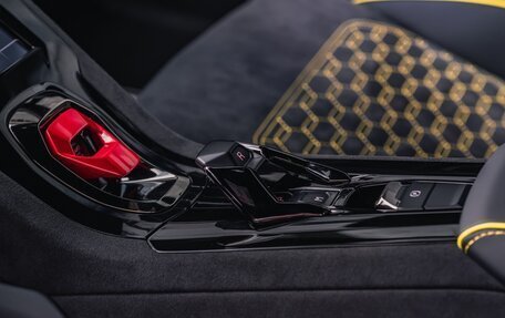 Lamborghini Huracán, 2023 год, 39 500 000 рублей, 9 фотография
