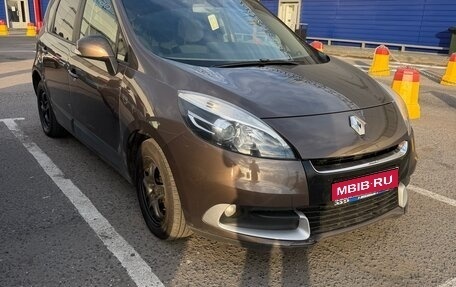 Renault Scenic III, 2012 год, 700 000 рублей, 1 фотография