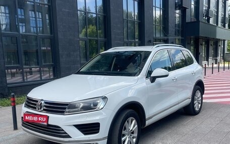 Volkswagen Touareg III, 2015 год, 3 500 000 рублей, 1 фотография