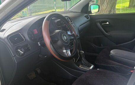 Volkswagen Polo VI (EU Market), 2012 год, 600 000 рублей, 6 фотография