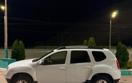Renault Duster I рестайлинг, 2014 год, 800 000 рублей, 4 фотография