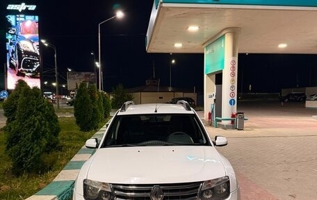 Renault Duster I рестайлинг, 2014 год, 800 000 рублей, 2 фотография