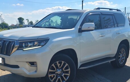 Toyota Land Cruiser Prado 150 рестайлинг 2, 2018 год, 4 500 000 рублей, 11 фотография