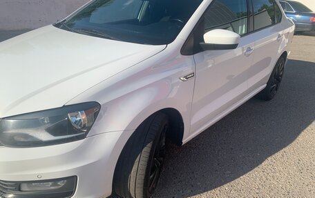 Volkswagen Polo VI (EU Market), 2016 год, 1 200 000 рублей, 2 фотография