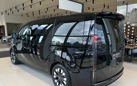 Hyundai Staria, 2022 год, 5 750 000 рублей, 7 фотография
