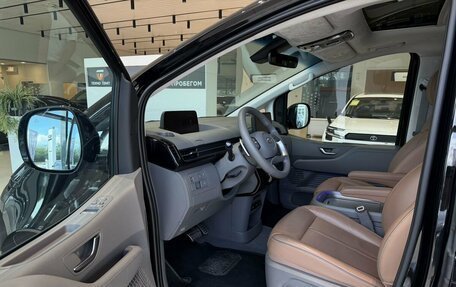 Hyundai Staria, 2022 год, 5 750 000 рублей, 9 фотография