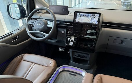 Hyundai Staria, 2022 год, 5 750 000 рублей, 26 фотография