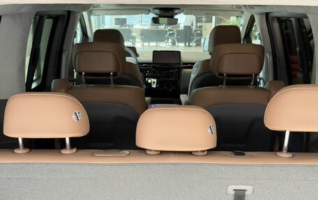 Hyundai Staria, 2022 год, 5 750 000 рублей, 32 фотография