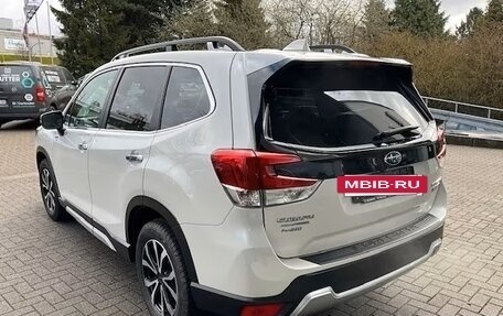 Subaru Forester, 2019 год, 2 460 000 рублей, 2 фотография