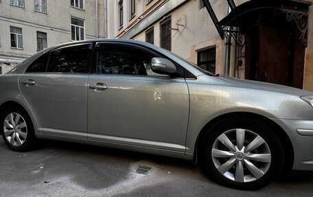 Toyota Avensis III рестайлинг, 2006 год, 851 000 рублей, 2 фотография