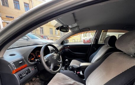 Toyota Avensis III рестайлинг, 2006 год, 851 000 рублей, 6 фотография