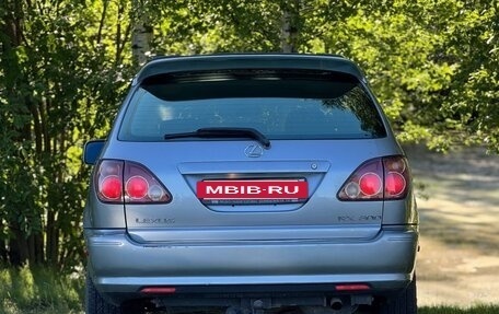 Lexus RX IV рестайлинг, 2001 год, 685 000 рублей, 6 фотография