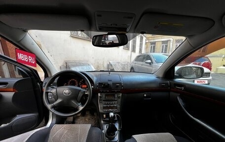 Toyota Avensis III рестайлинг, 2006 год, 851 000 рублей, 8 фотография
