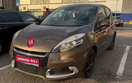 Renault Scenic III, 2012 год, 700 000 рублей, 2 фотография
