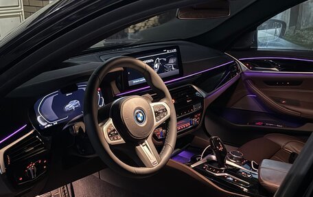 BMW 5 серия, 2022 год, 5 700 000 рублей, 6 фотография