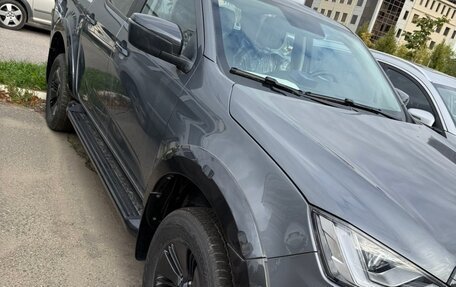 Isuzu D-Max, 2024 год, 3 900 000 рублей, 3 фотография