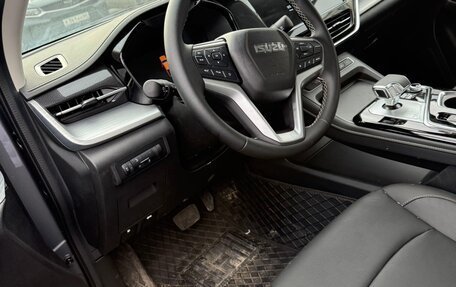 Isuzu D-Max, 2024 год, 3 900 000 рублей, 10 фотография