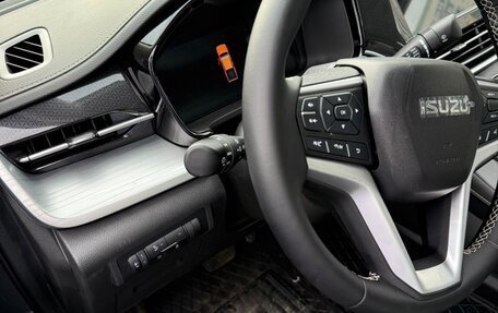 Isuzu D-Max, 2024 год, 3 900 000 рублей, 9 фотография