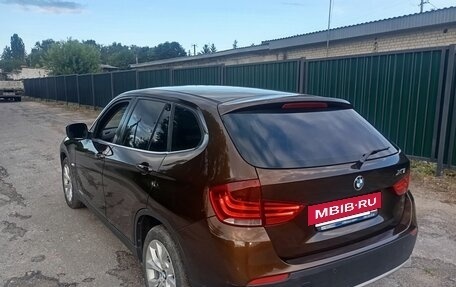 BMW X1, 2011 год, 1 100 000 рублей, 2 фотография