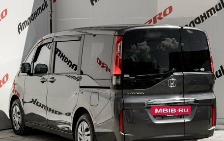 Honda Stepwgn IV, 2020 год, 2 375 000 рублей, 5 фотография