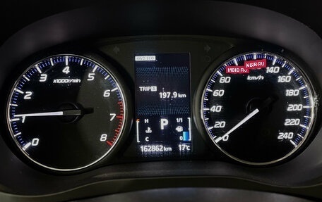 Mitsubishi Outlander III рестайлинг 3, 2017 год, 1 990 000 рублей, 13 фотография