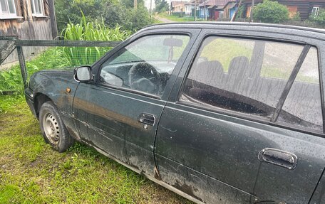 Daewoo Nexia I рестайлинг, 2001 год, 60 000 рублей, 5 фотография